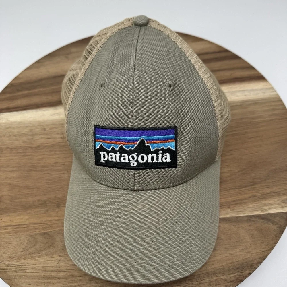 Patagonia Hat Mesh Back Net Plus SnapBack Trucker Green Tan Cap Hat Logo EUC
